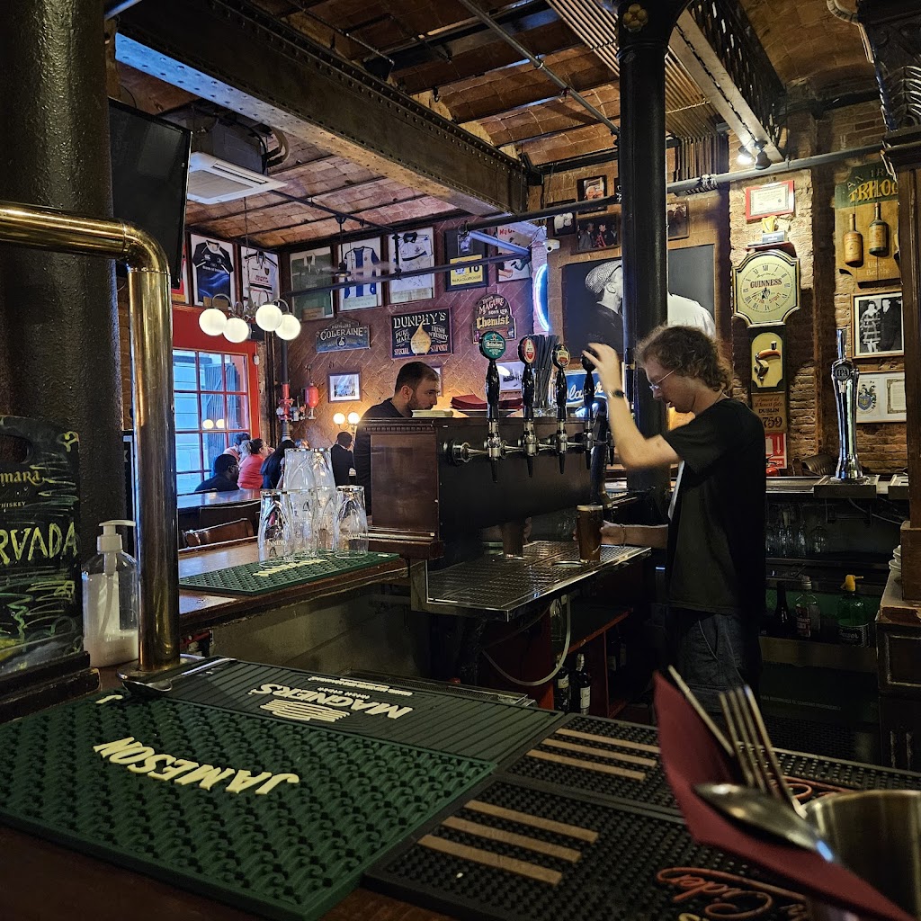 Dunne's Irish Bar & Restaurant