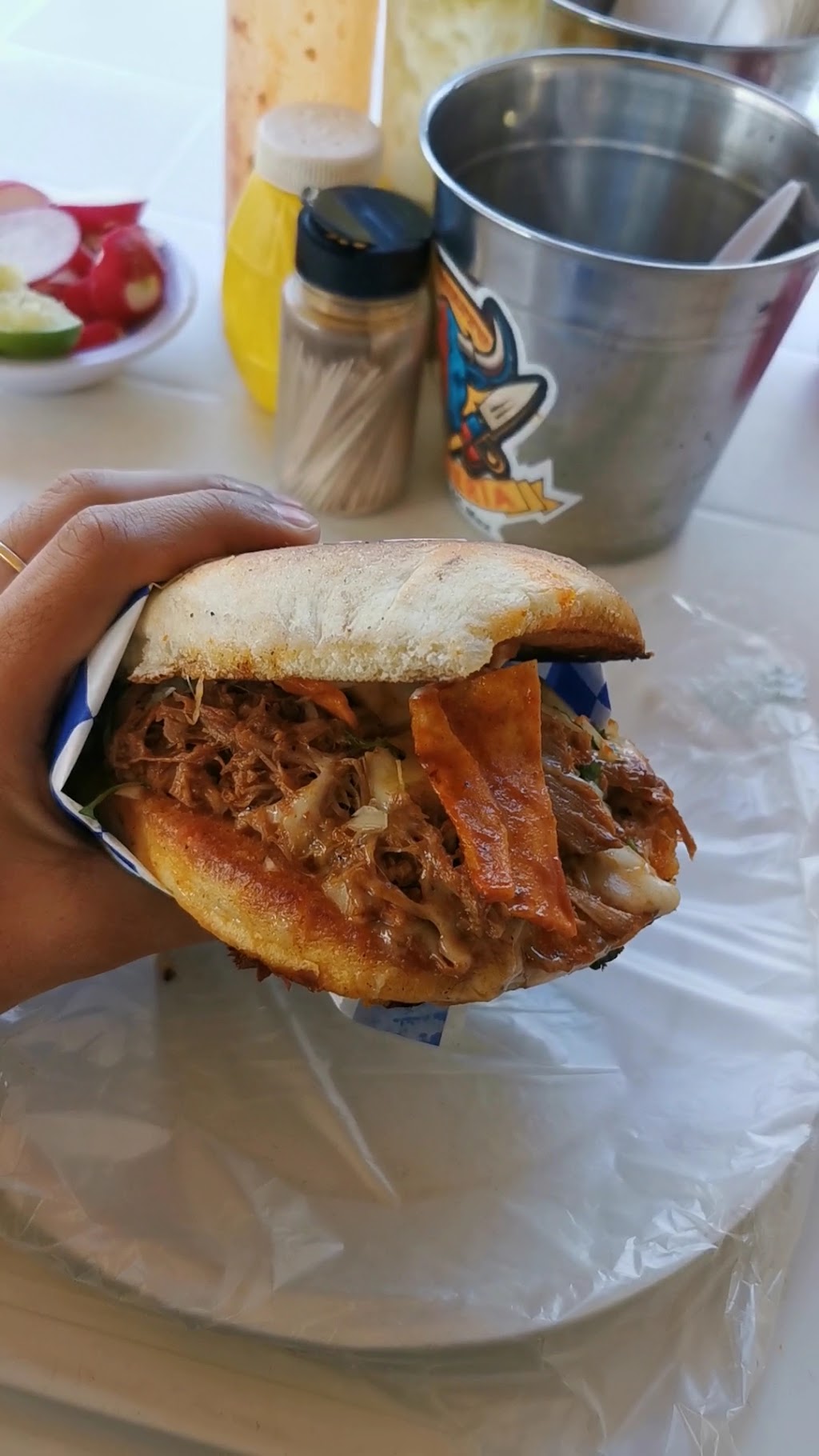 El Torito Birrieria