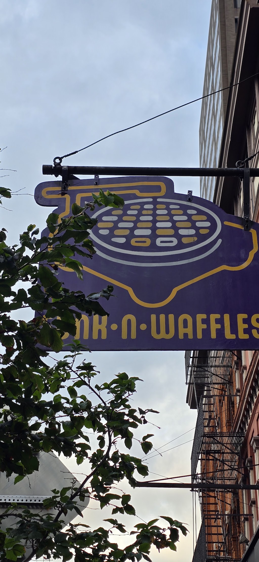 Funk 'n Waffles