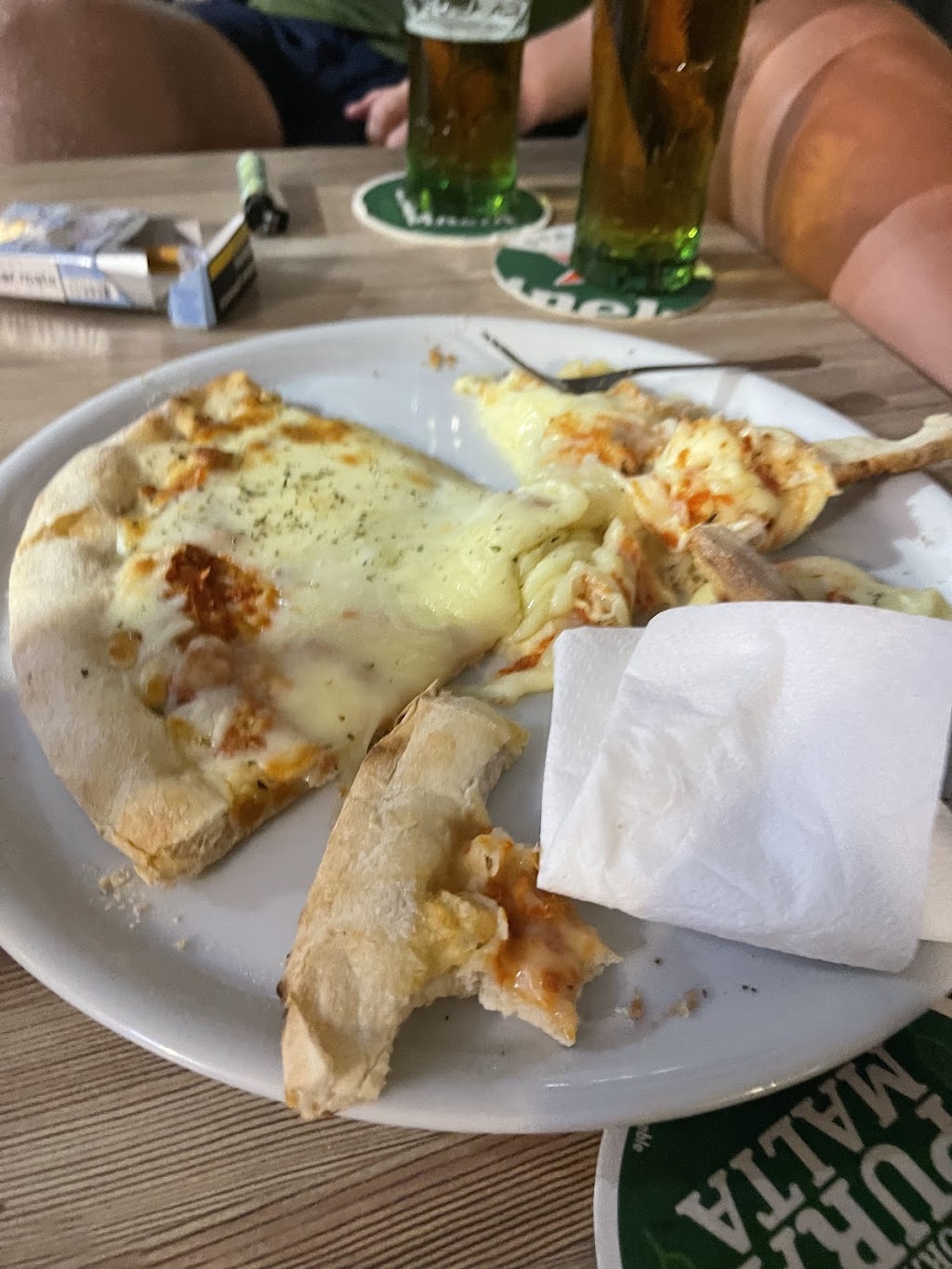 All-in Sports Bar