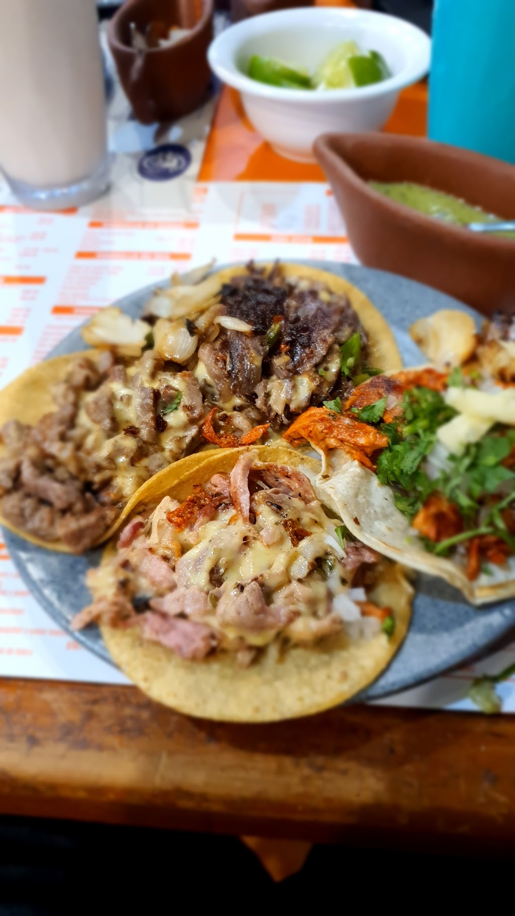 Tacos La Vecindad