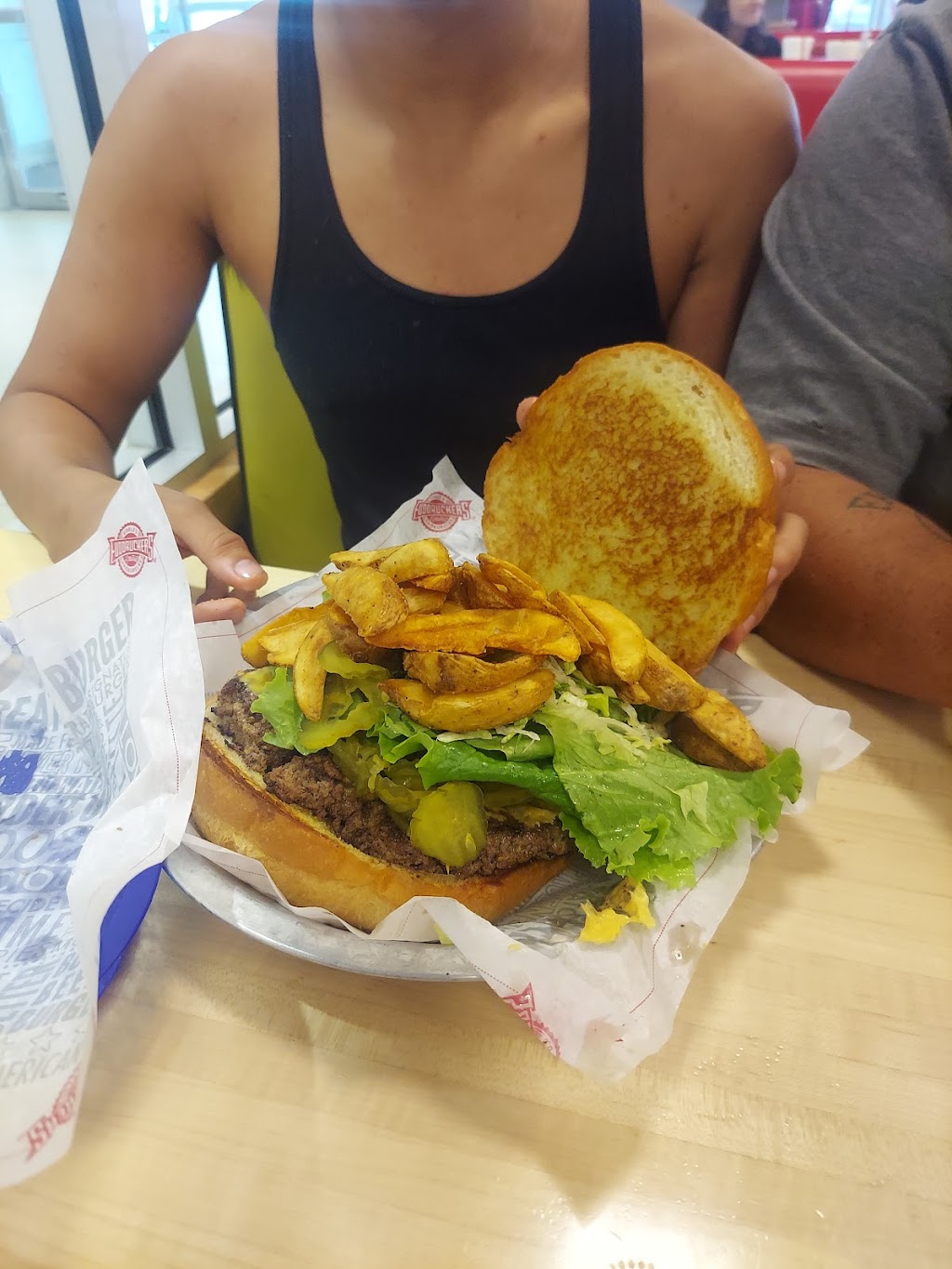 Fuddruckers