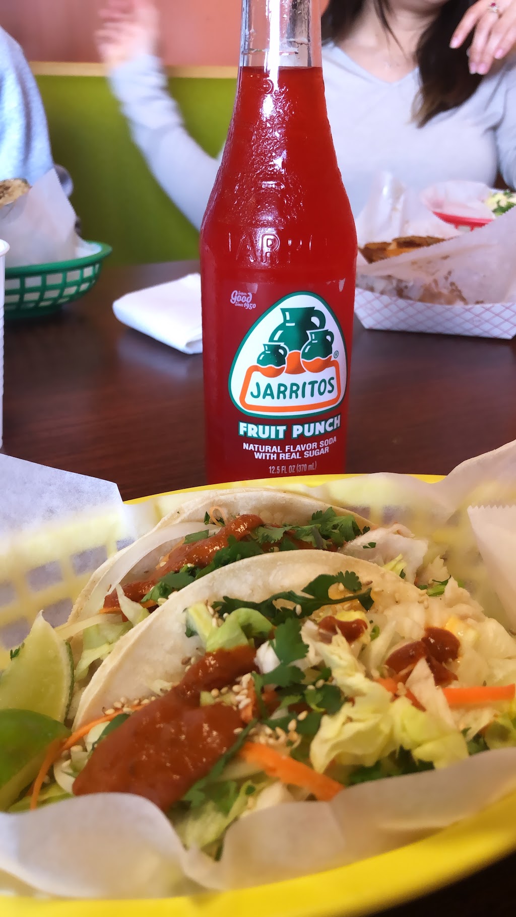 Yummi's Tacos