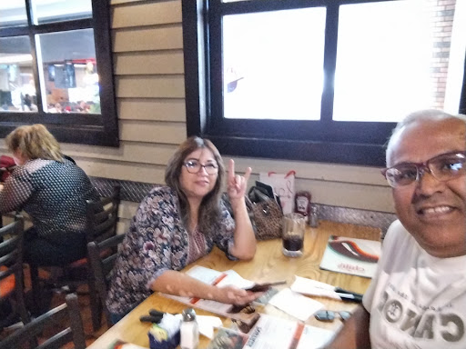 Chilis