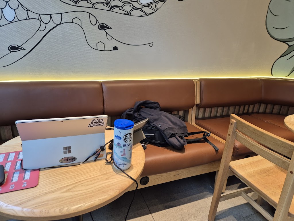 Starbucks Playacar
