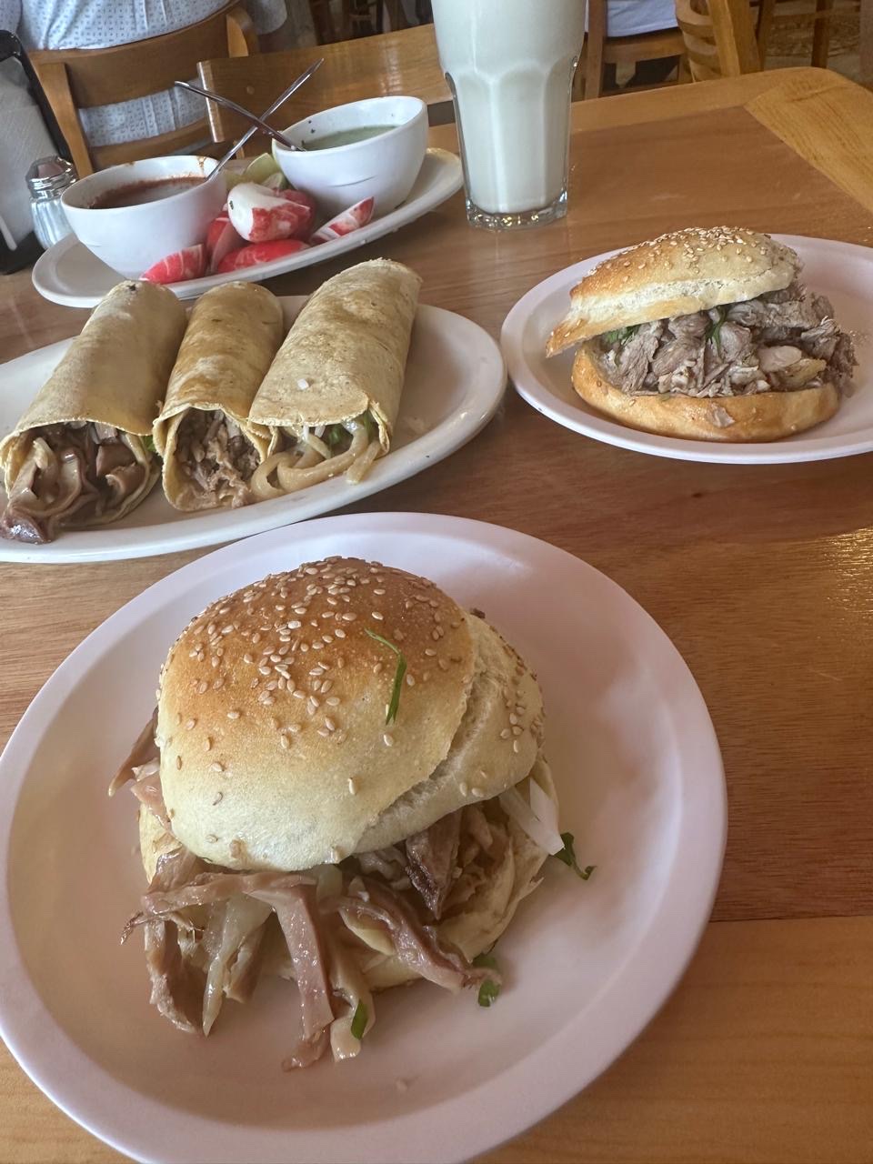 carnitas los arcos