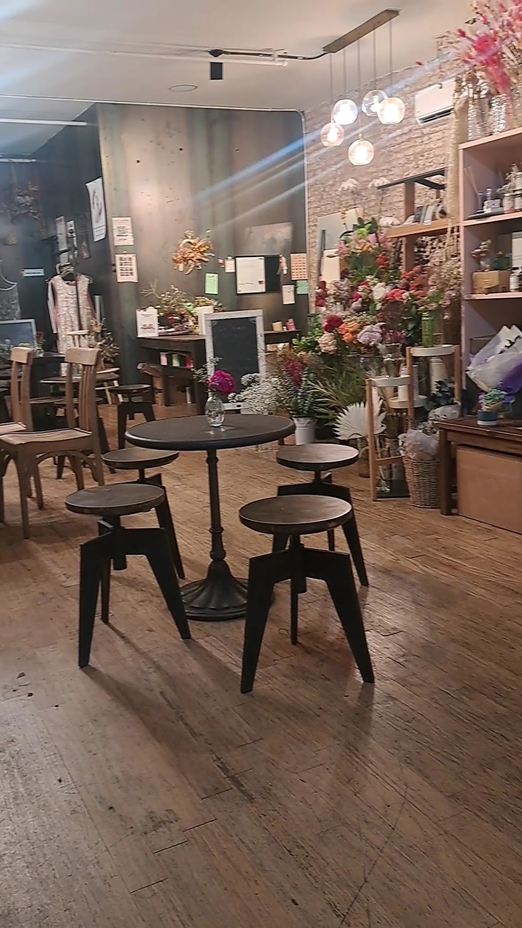 Cafe Atelier