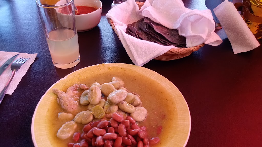 "Fonda Lupita"