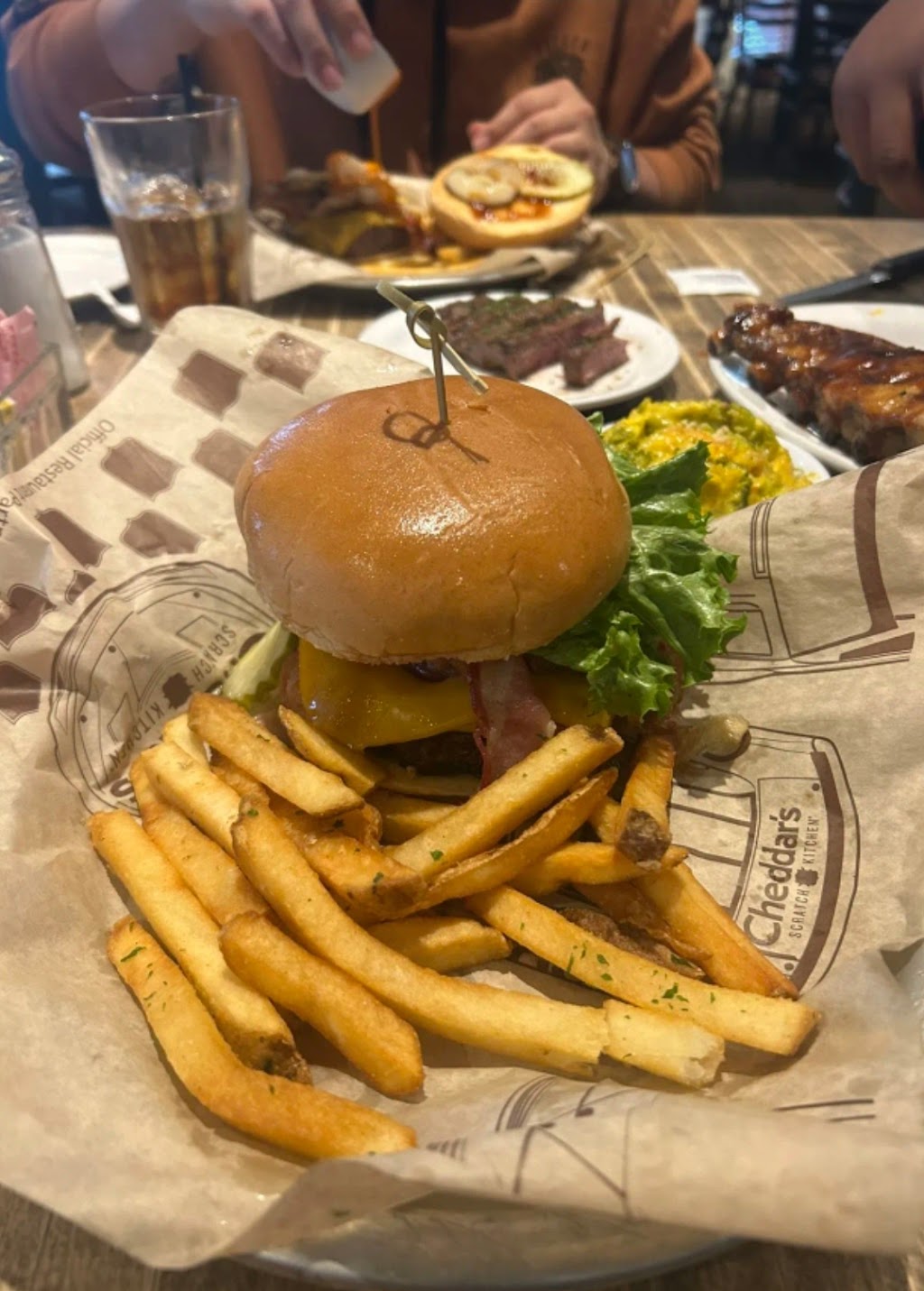 Cheddar's