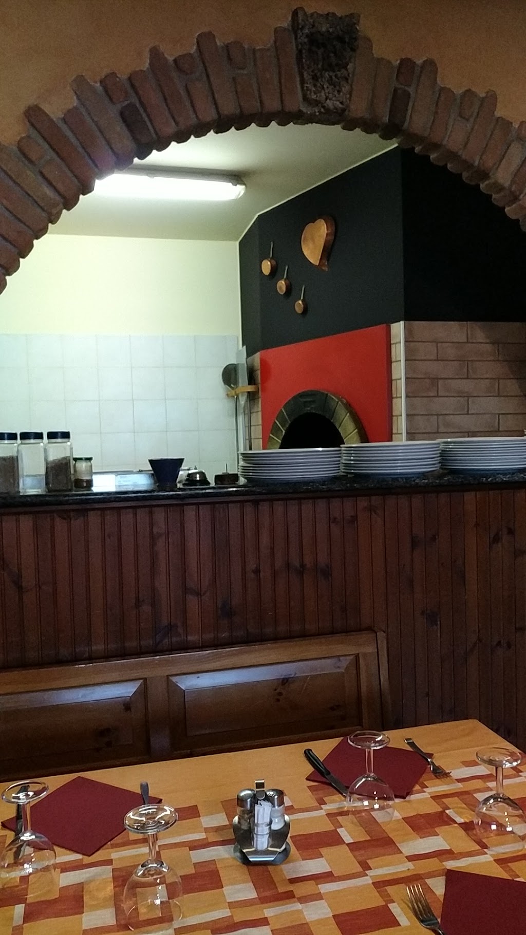 Pizzeria da Leo, Carlazzo