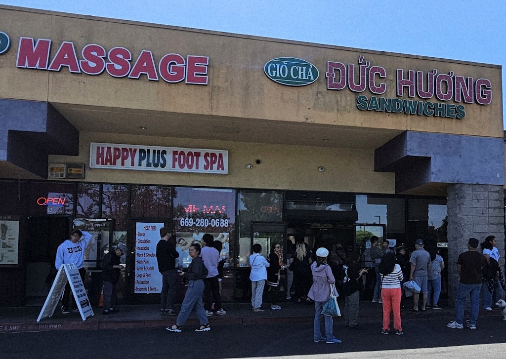 Cha Lua Duc Huong Sandwiches