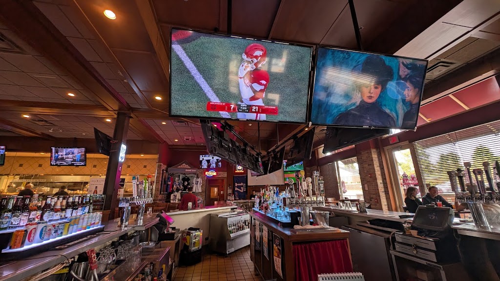 Champp's, Victor, NY