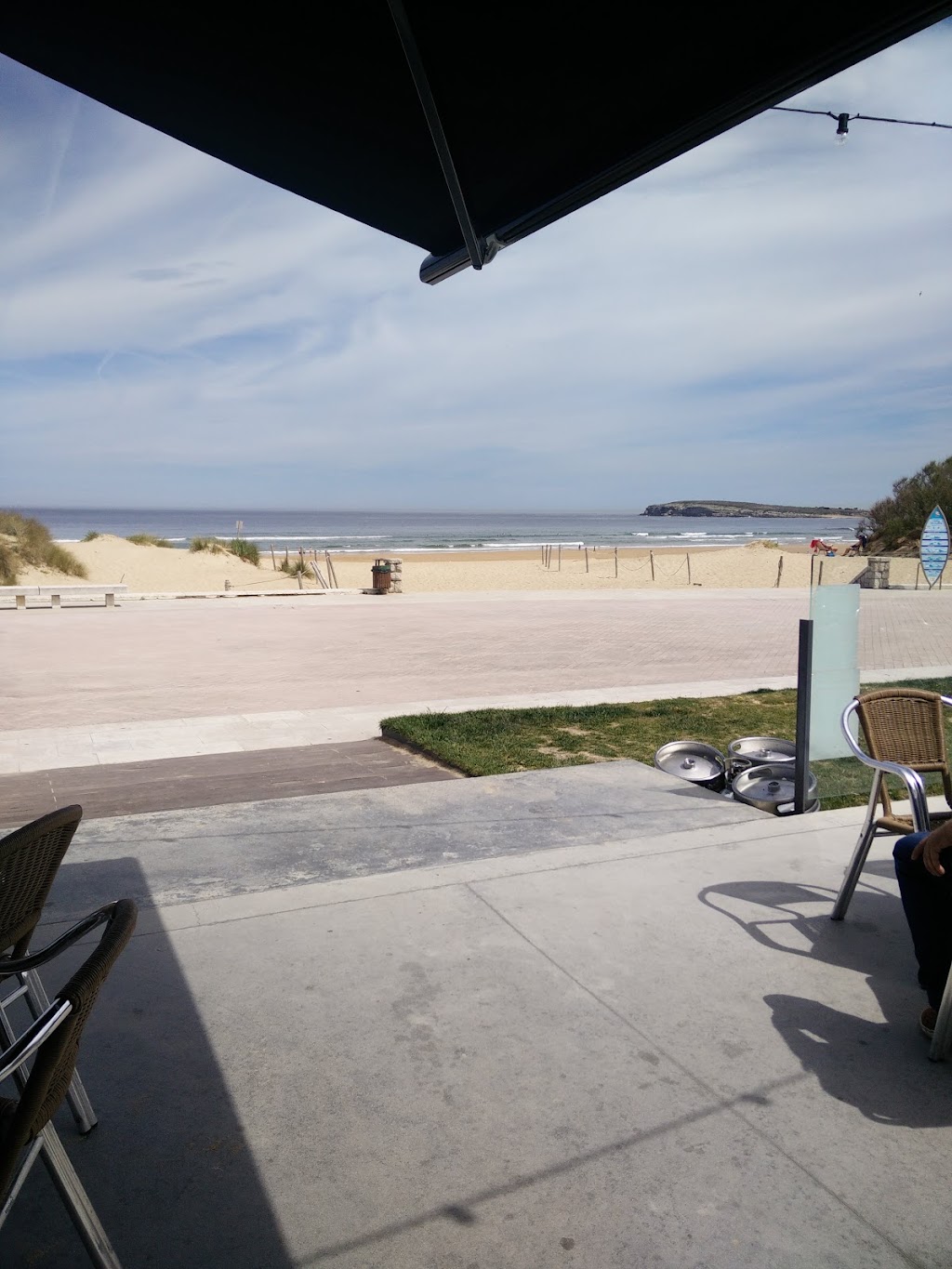 Surf Café, Somo