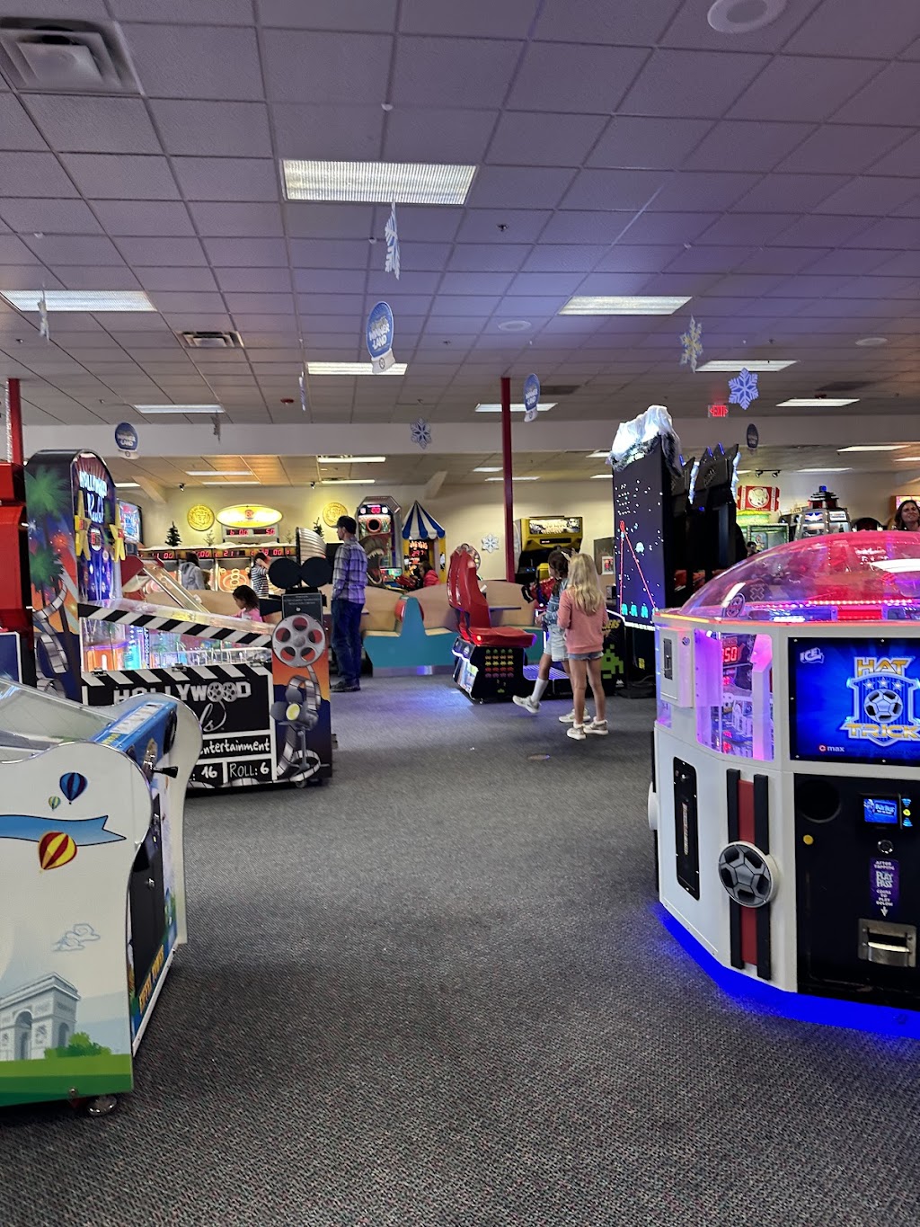 Chuck E. Cheese