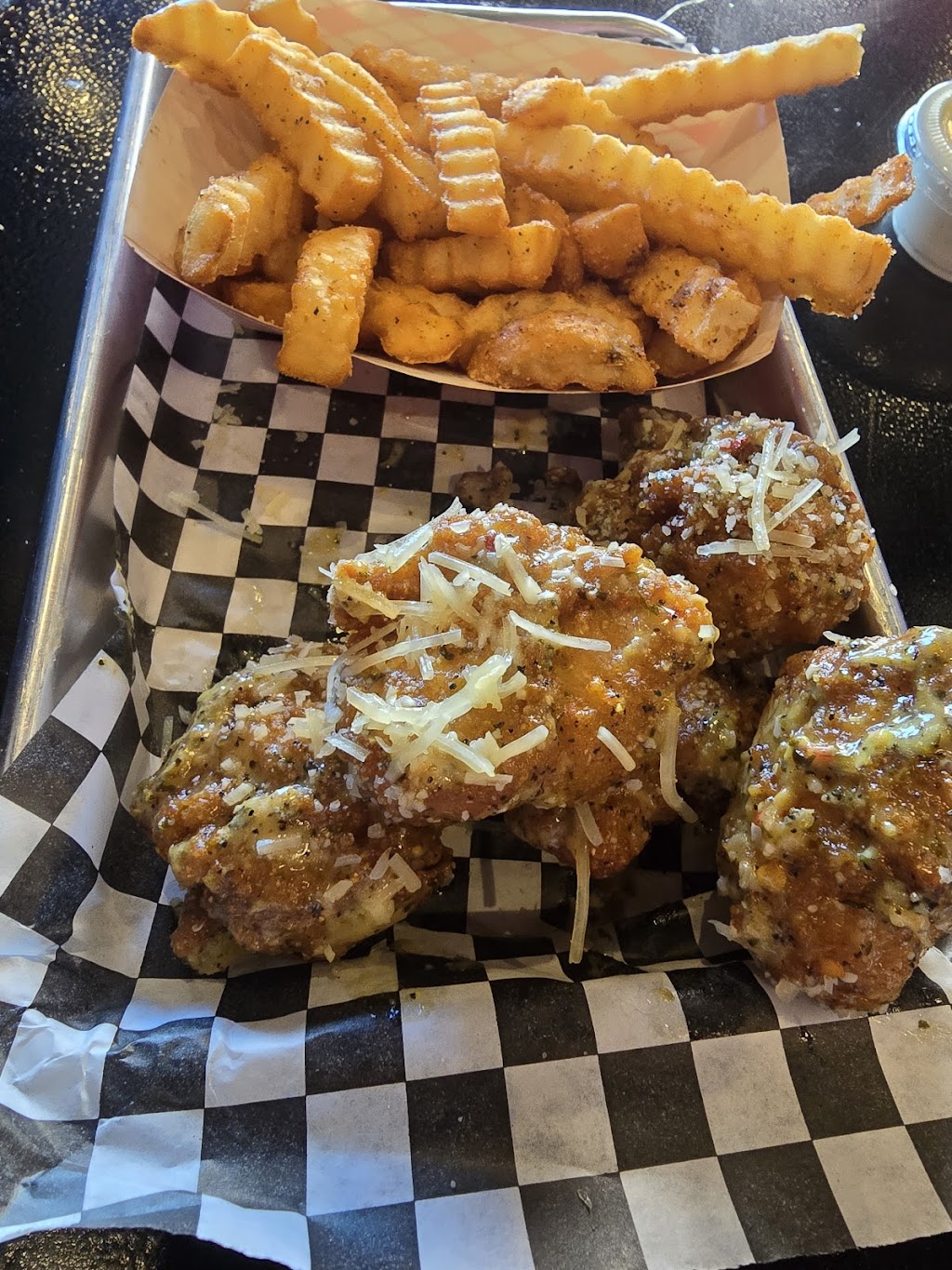 Wing Boss, Avenel, NY