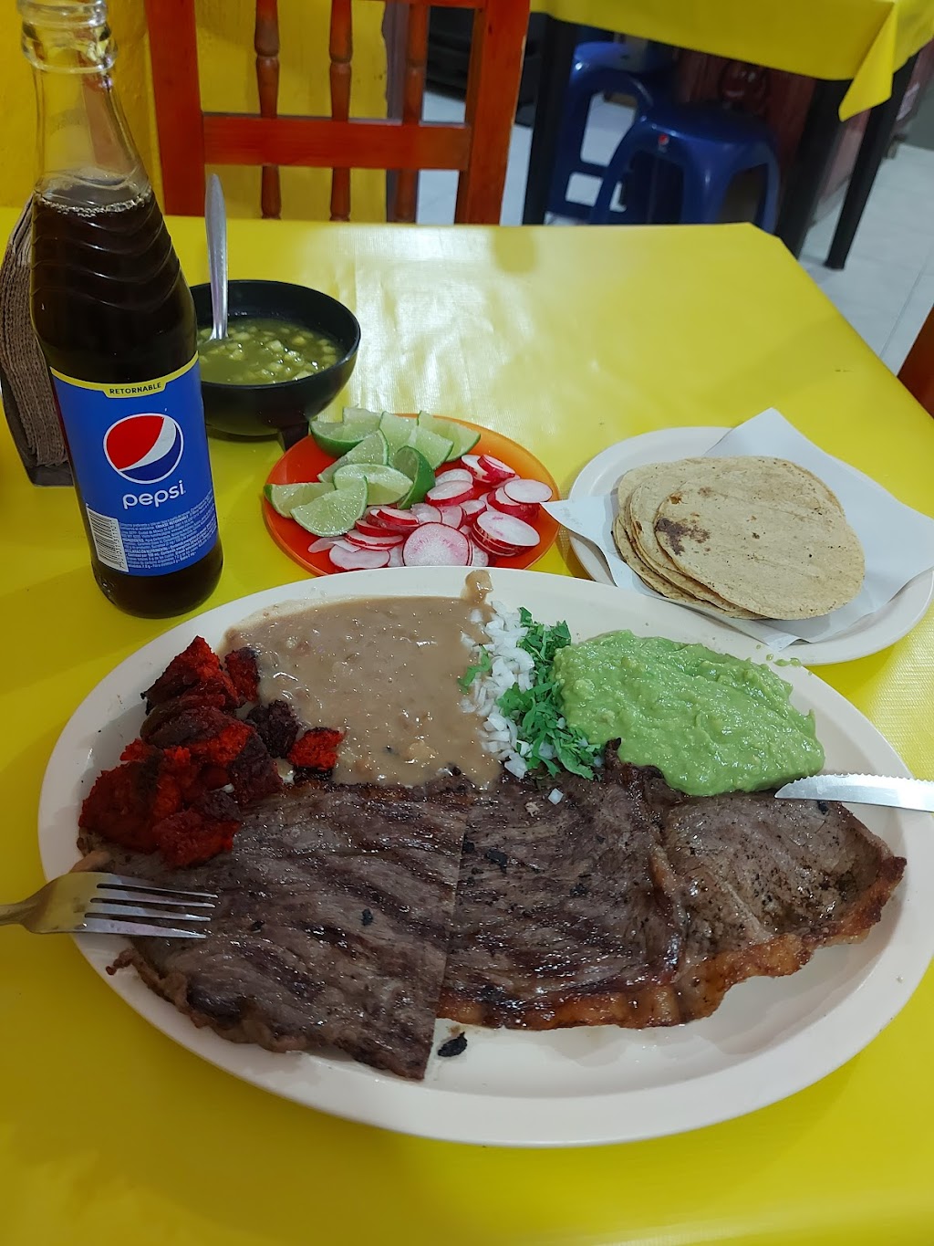 Burritos y tacos