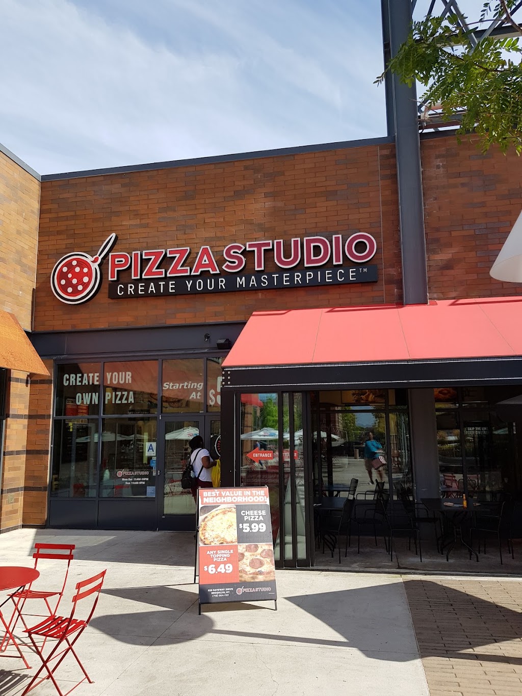 Pizza Studio