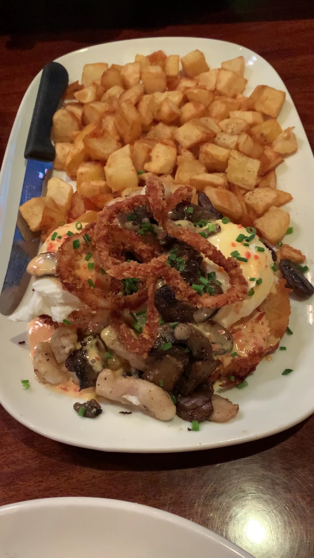 Broken Egg Cafe