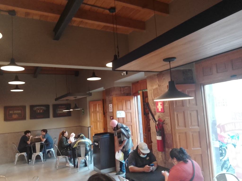 Domino's, Valle de Bravo