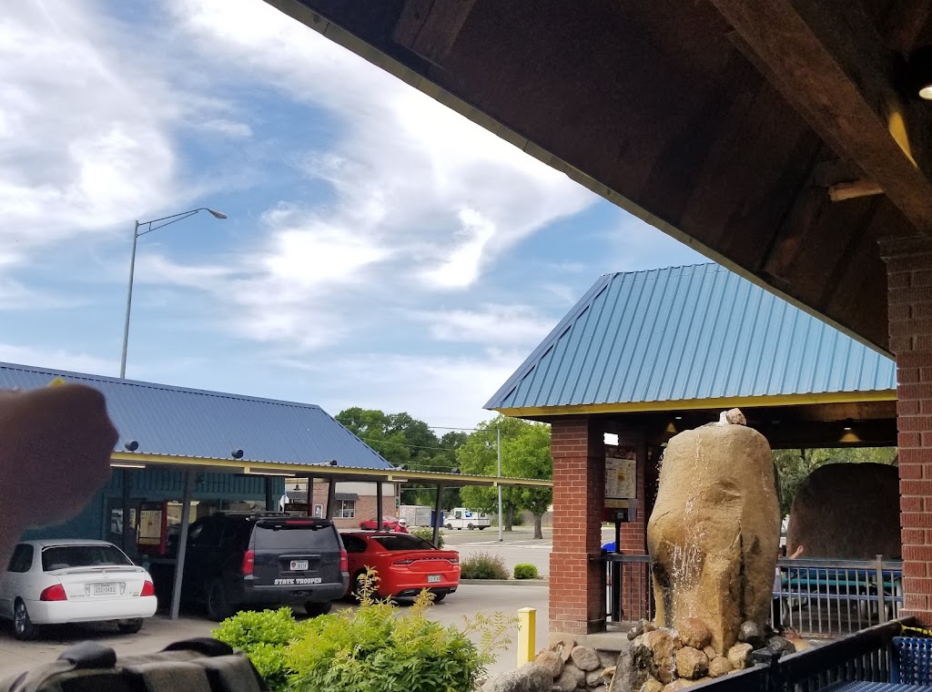 Storm's, Lampasas, TX