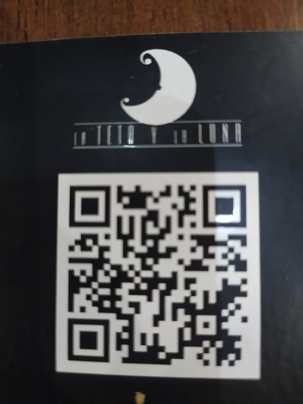La Teta y La Luna