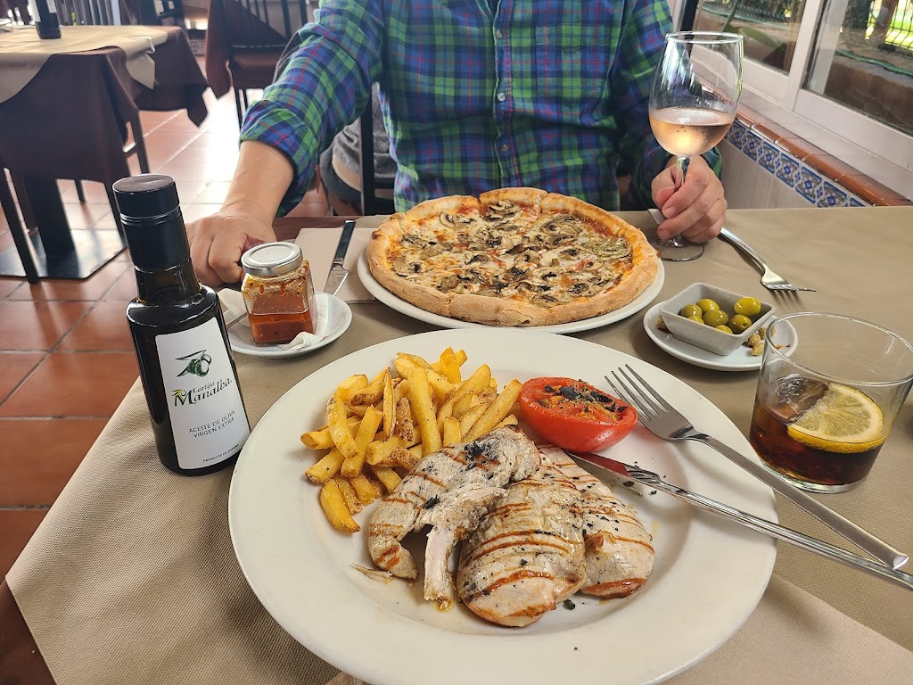 La Fragata de Tito, Torremolinos
