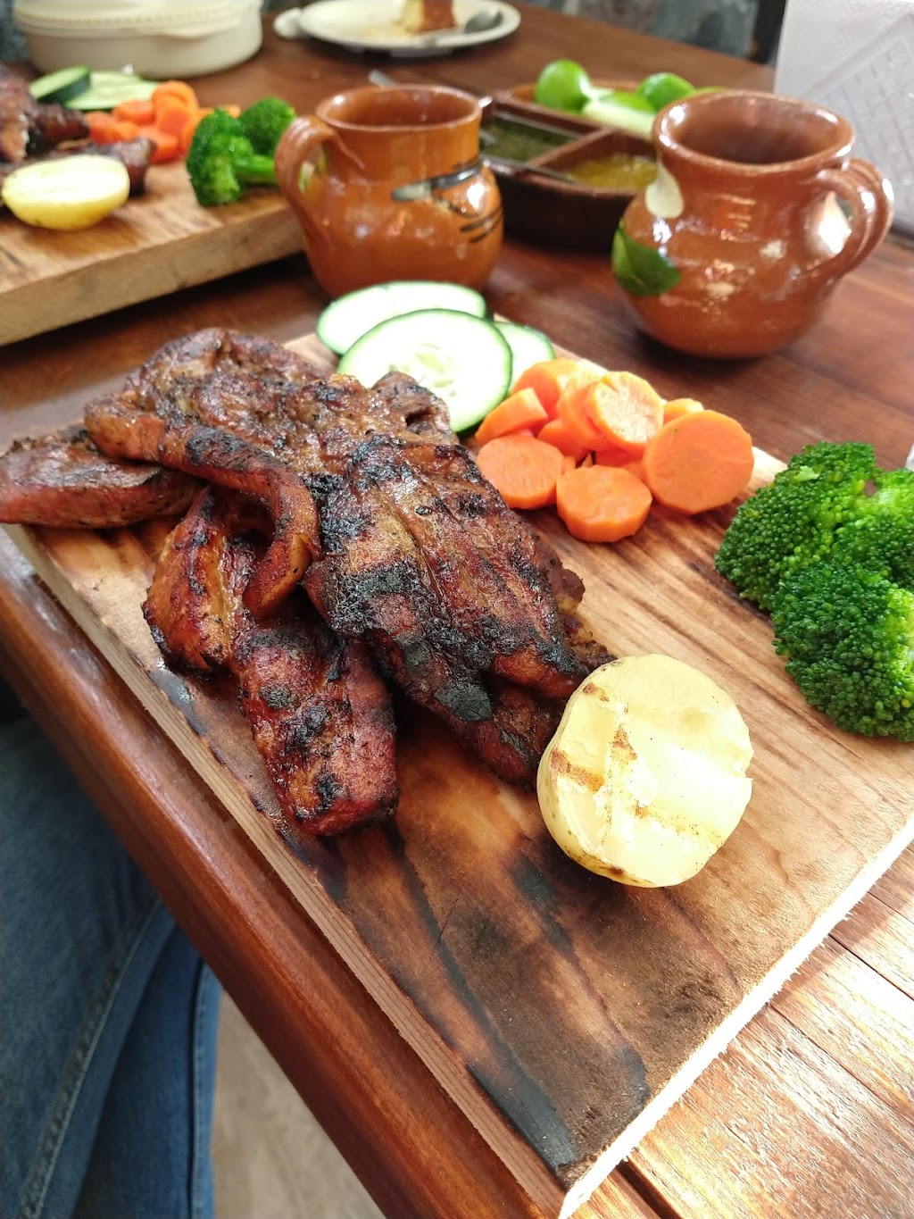 El Asadero Red
