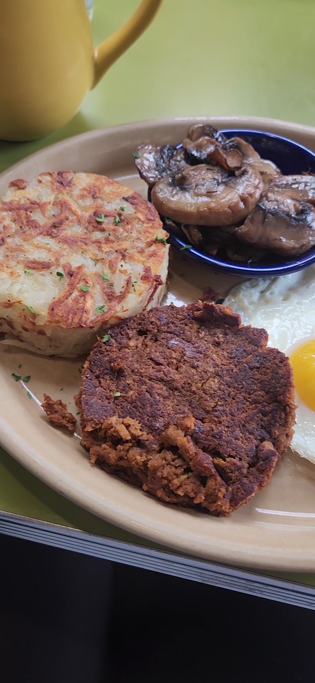 Snooze, an AM Eatery