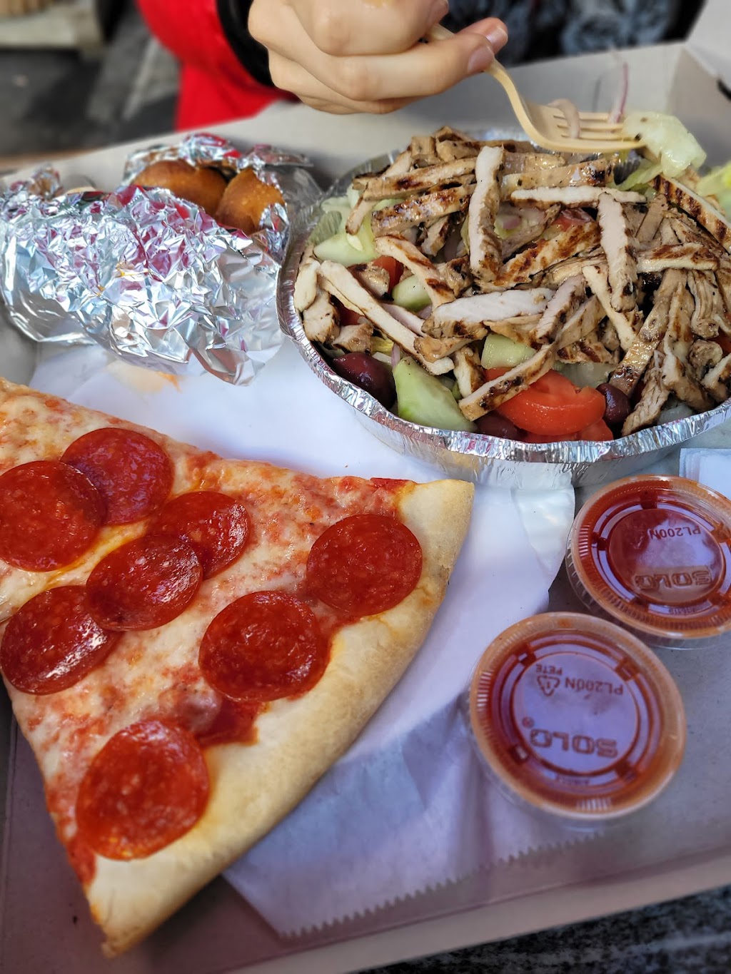 Mariella Pizza