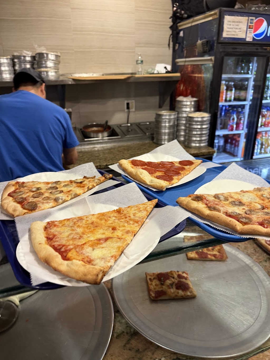 Mariella Pizza