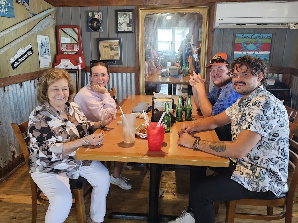 Louis' Bait Camp & Restaurant