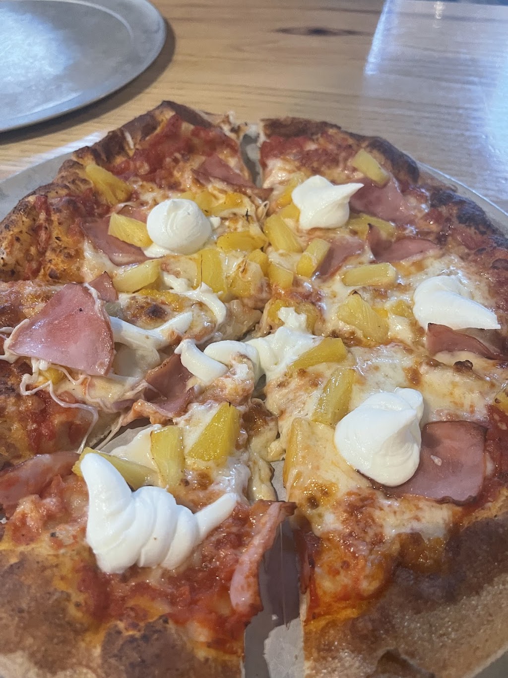 Pinthouse Pizza