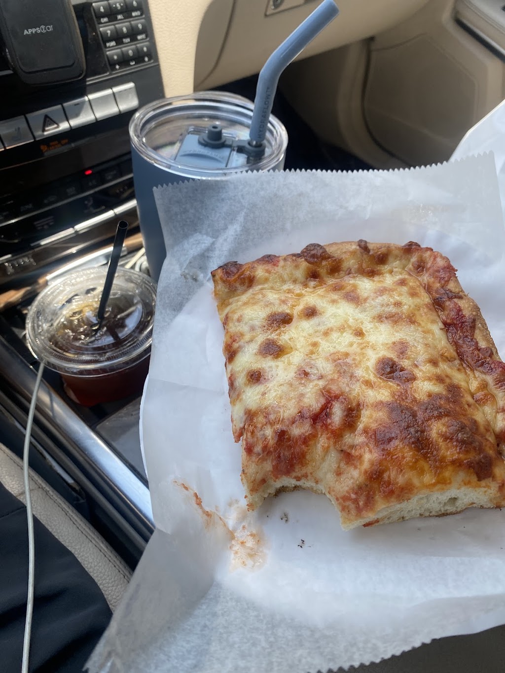 Gino's