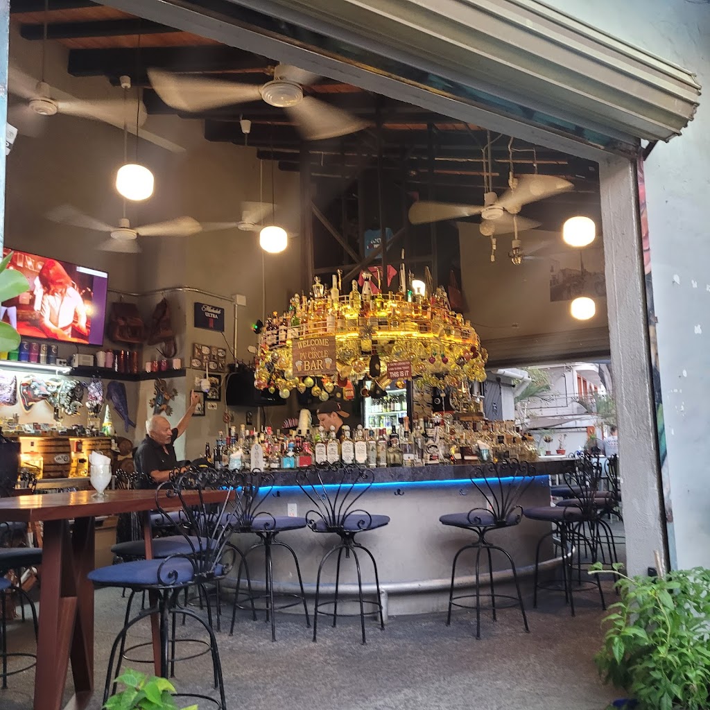 Circle Bar