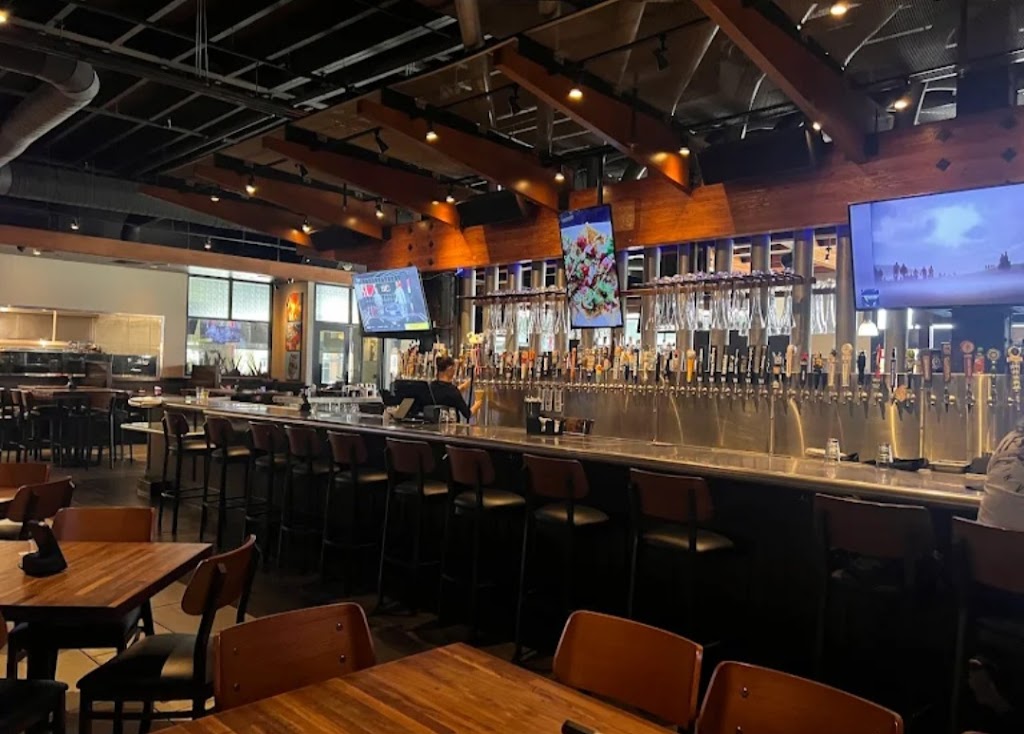 Yard House