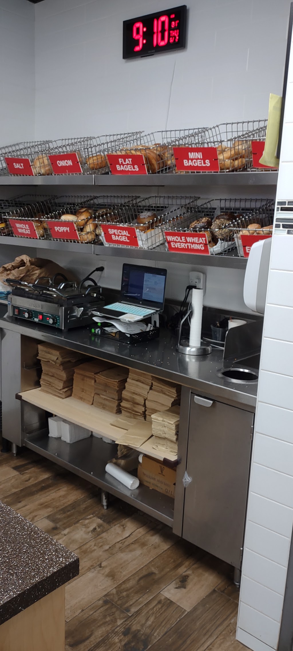 Baker's Dozen Donuts