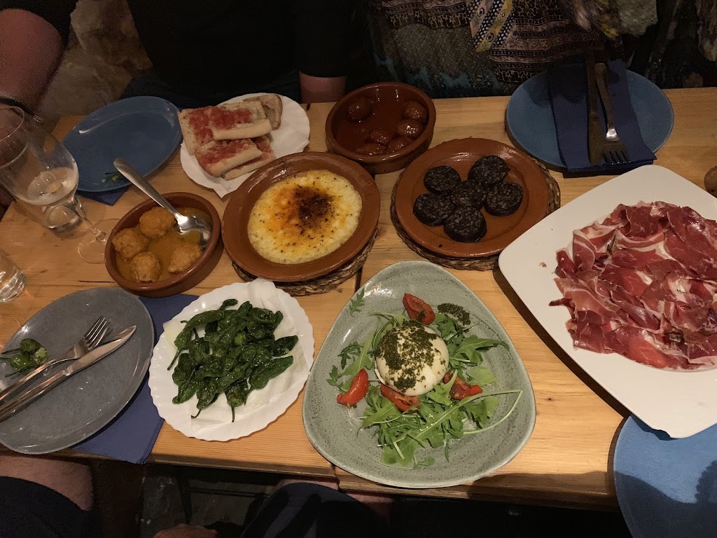 La Bodega