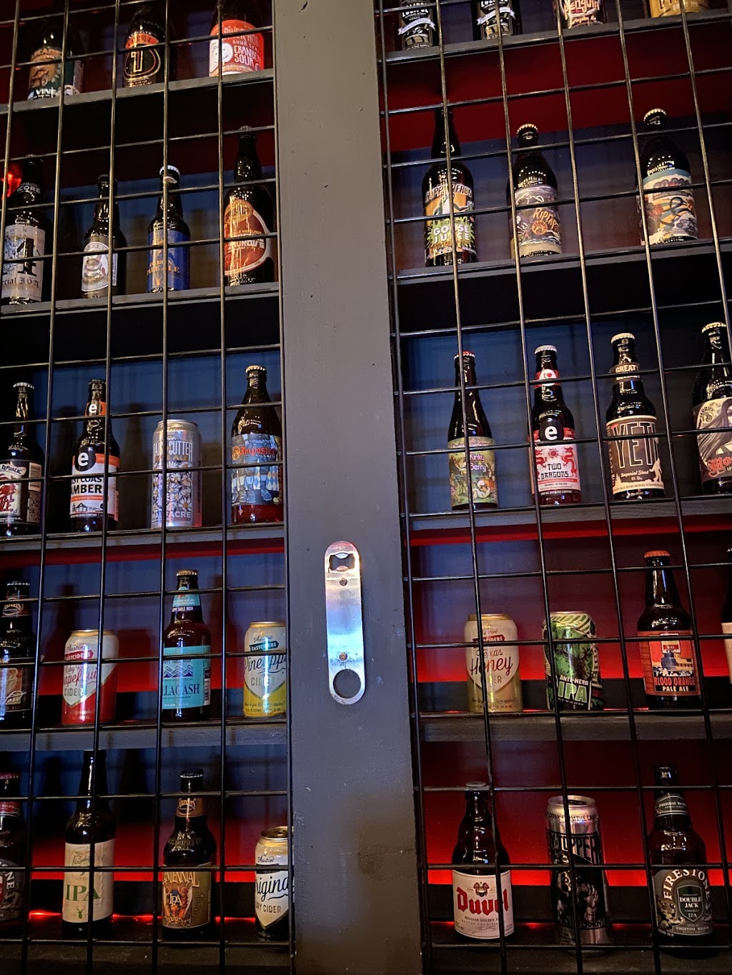 The Hop Shoppe Restaurant & Bar