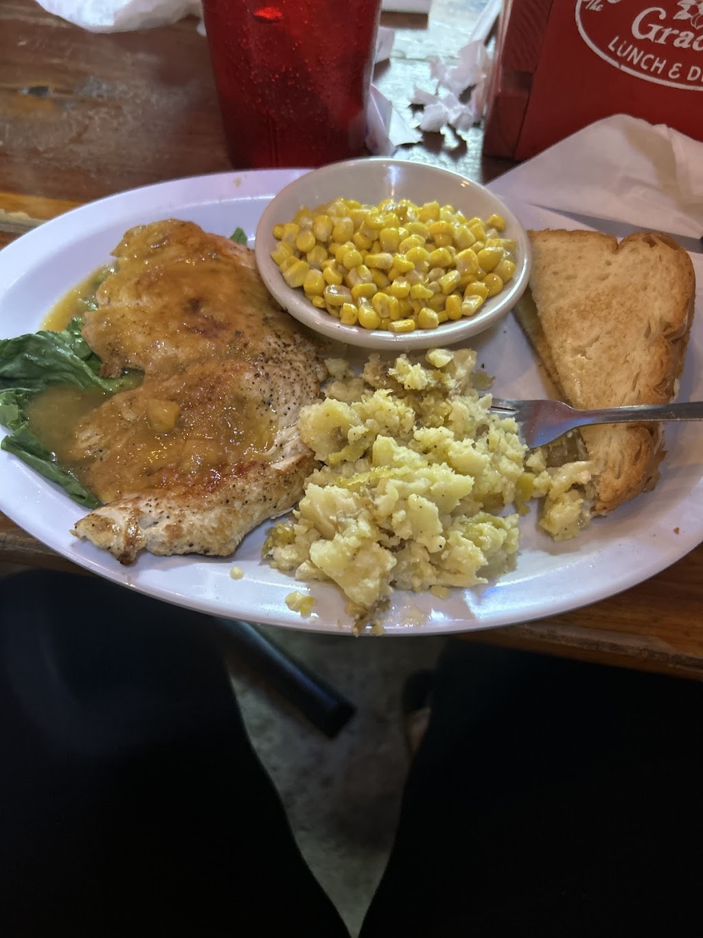 "Gracie's", Bastrop, TX