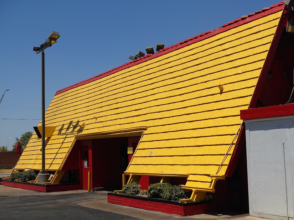 Weinerschnitzel, Bryan, TX