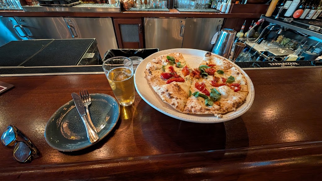 Tin Roof Bistro