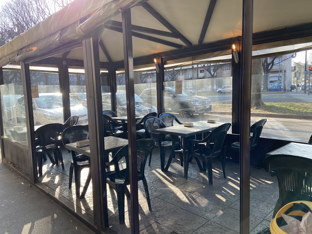 Platinum Café