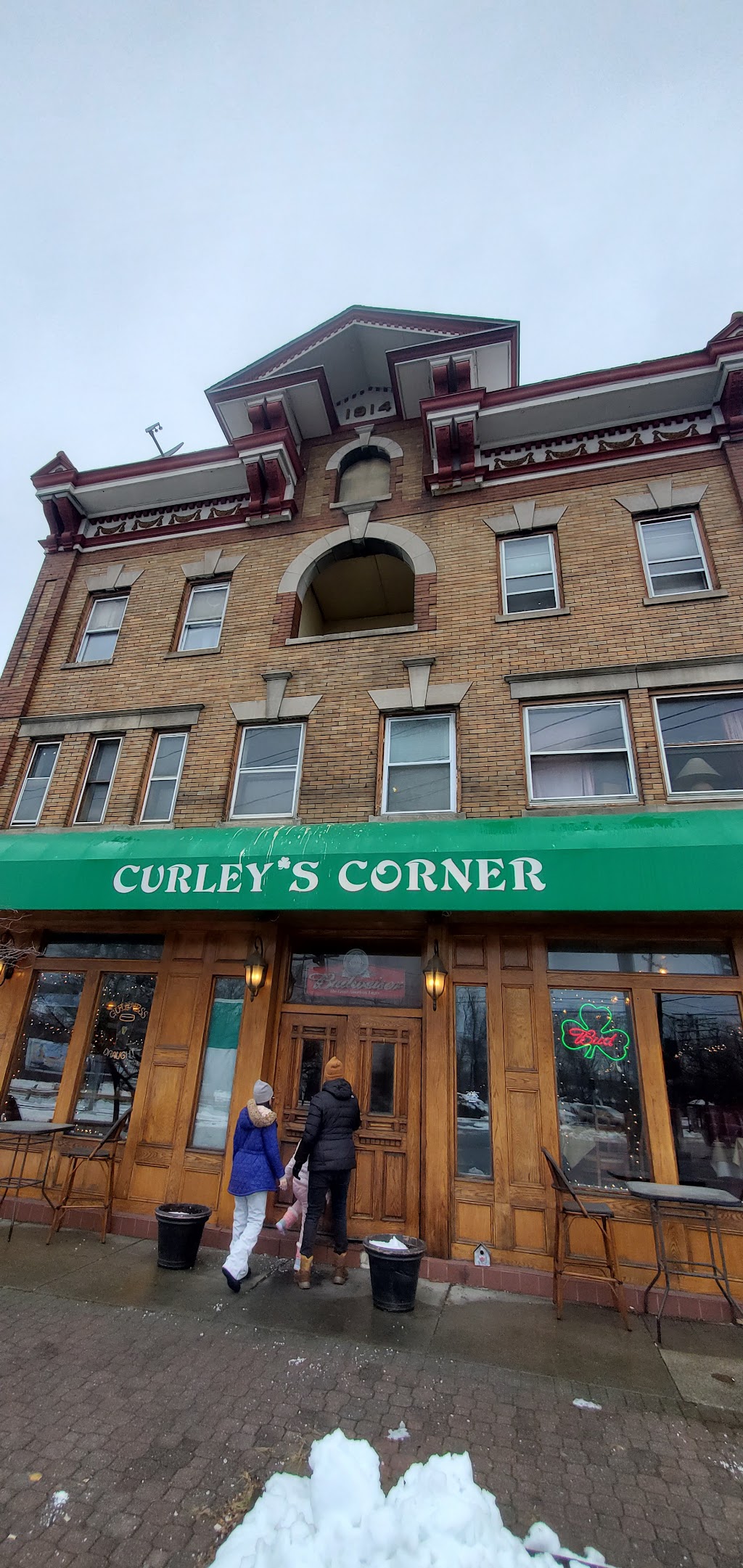 Curleys Corner