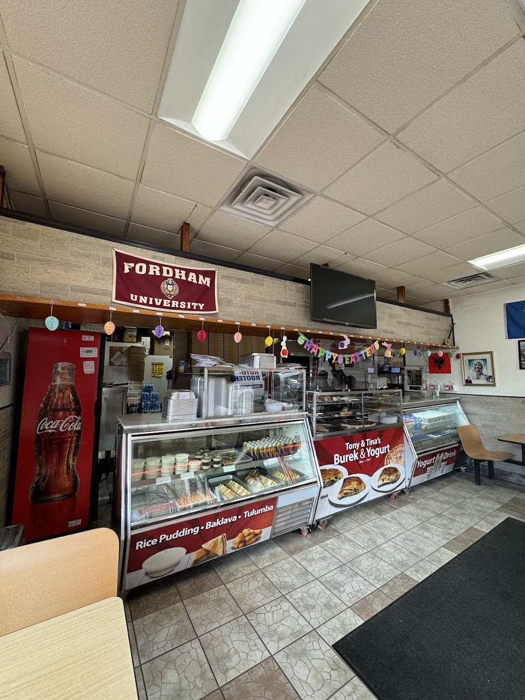 Tony & Tina's Burek & Pizzeria