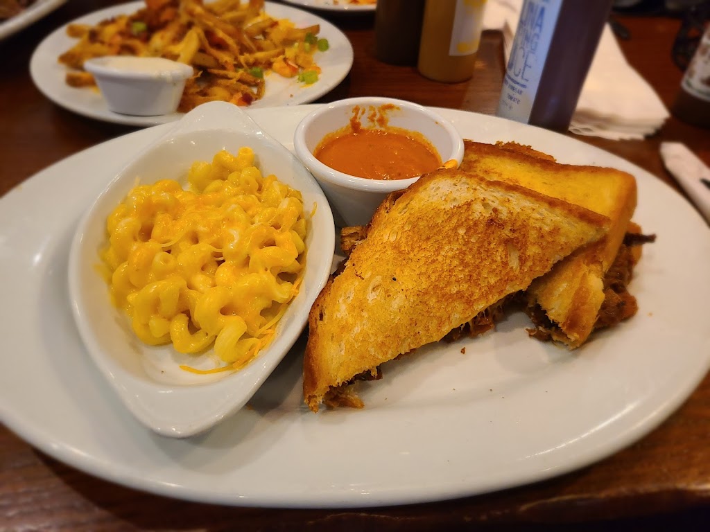 Smokey Bones , Lake Ronkonkoma, NY