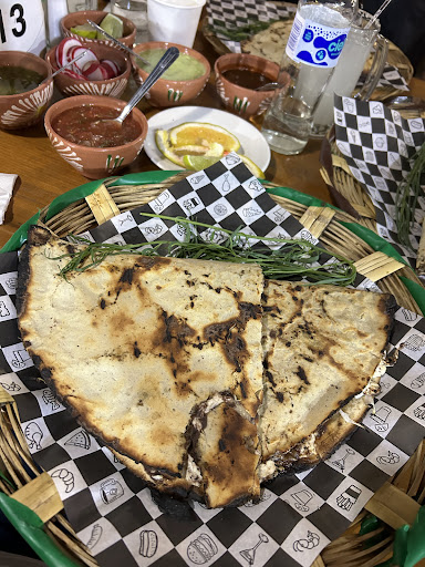 Tlayudas El Negro