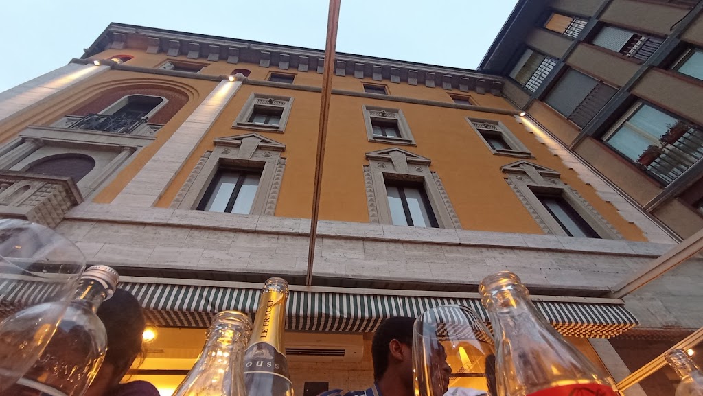 Minerva Bar & Lounge