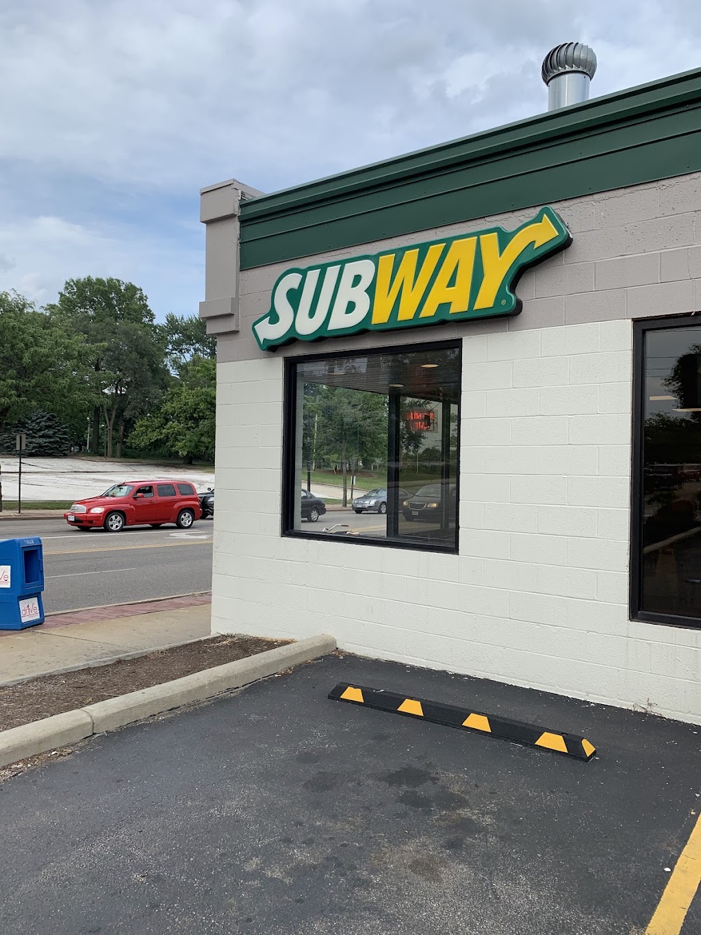 Subway, Akron, OH