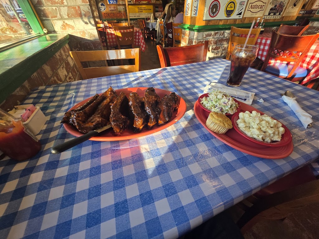 Jake's Road House
