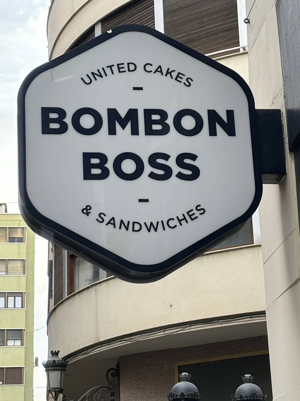Bombon Boss